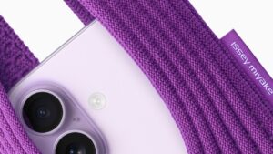 A Simple Yet Stylish Upgrade: Introducing the iPhone Pocket